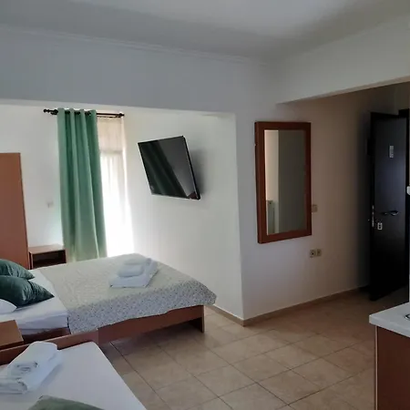 Anassa Deluxe & 스칼라 포타미아스