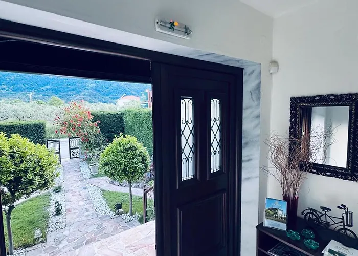 Anassa Deluxe & Apart Otel 3*