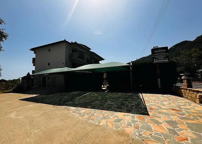 Anassa Deluxe & Apart Otel 3*