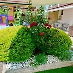 Anassa Deluxe & Ξενοδοχείο με διαμερίσματα
