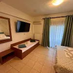 Anassa Deluxe & Ξενοδοχείο με διαμερίσματα 3*