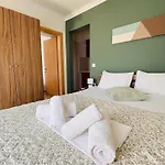 Anassa Deluxe &