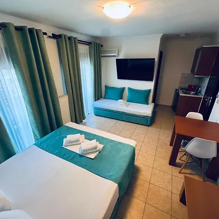 Anassa Deluxe & *