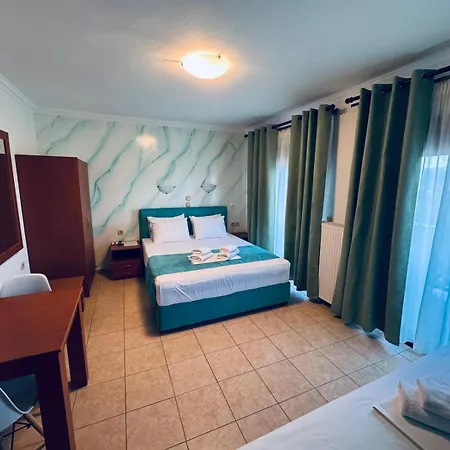 Anassa Deluxe & Lägenhetshotell