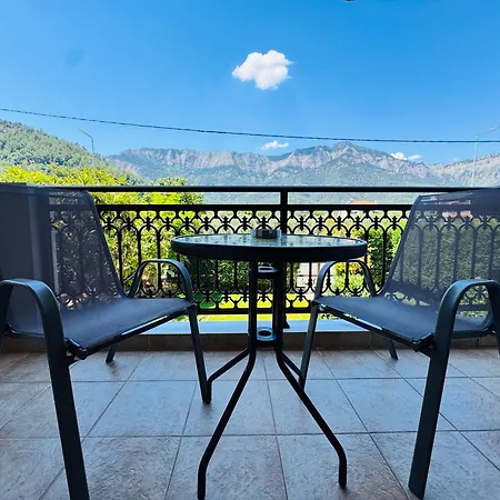Anassa Deluxe &