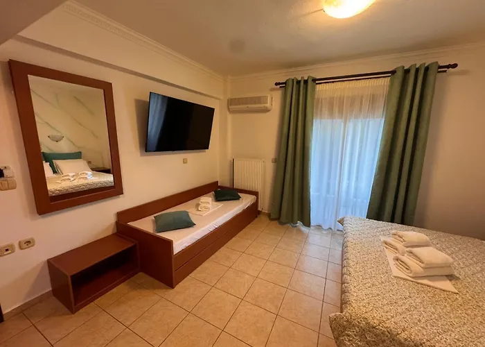 Anassa Deluxe & Hotel apartamentowy 3*